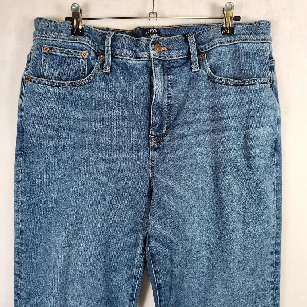 J Crew Essential‎ Straight Blue Jeans Size 32 Raw Hem